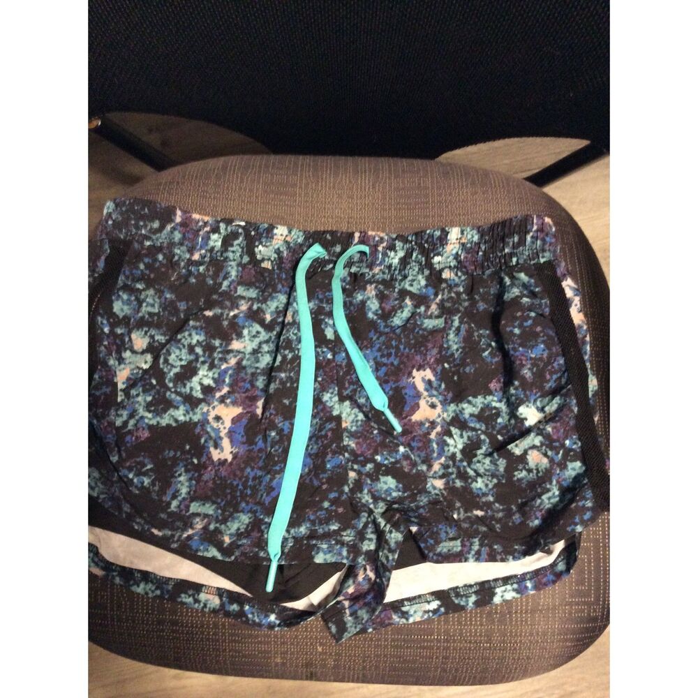 Fabletics Large Print Drawstring Shorts Workout L… - image 2